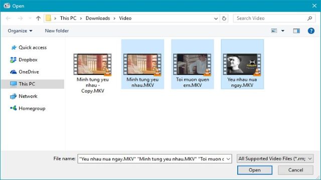 Giữ phím Ctrl, tích video chọn rồi ấn Open
